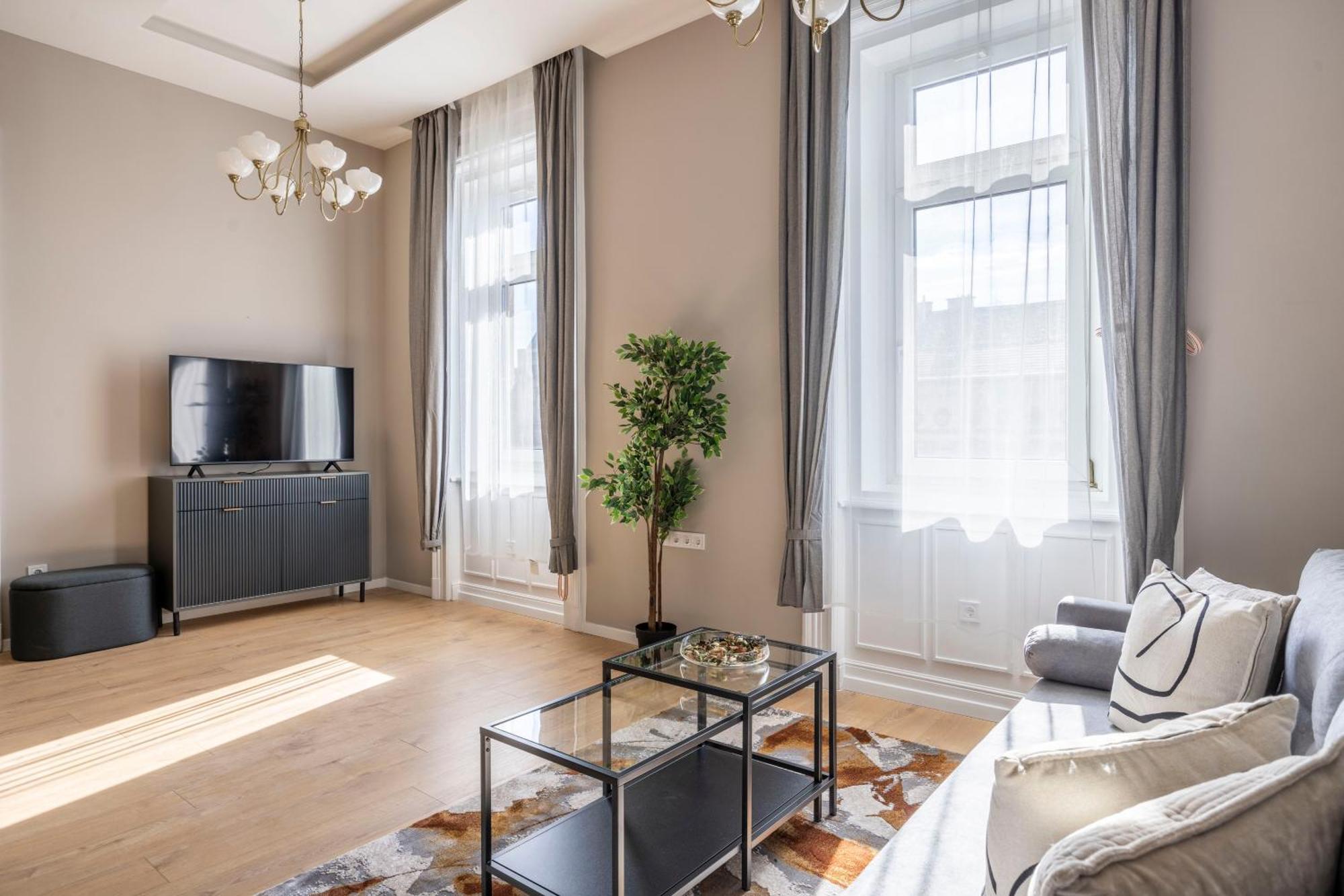 Exclusive N' Spacious Elizabeth Central Suite بودابست المظهر الخارجي الصورة